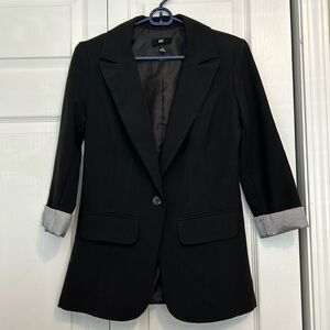 Black 3/4 sleeve blazer